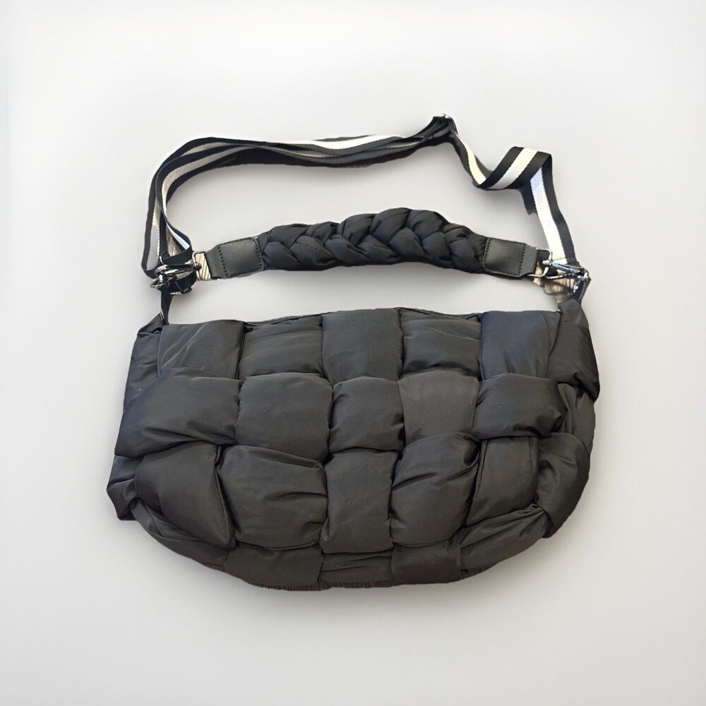 Sol And Selene Sixth Sense Medium Shoulder Bag Womens Black Quilted NWOT $90